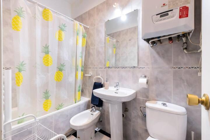 Comfy 4 Rooms Apt In The Heart Of Chueca Madrid Bagian luar foto